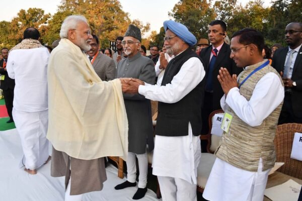 PM Modi mourns the demise of former PM Manmohan Singh